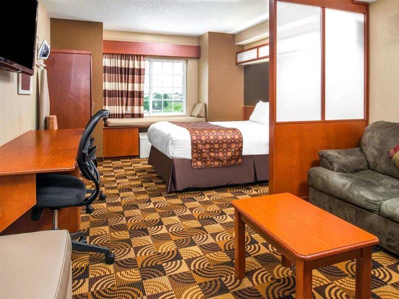 Microtel Inn & Suites Lincoln Exterior foto