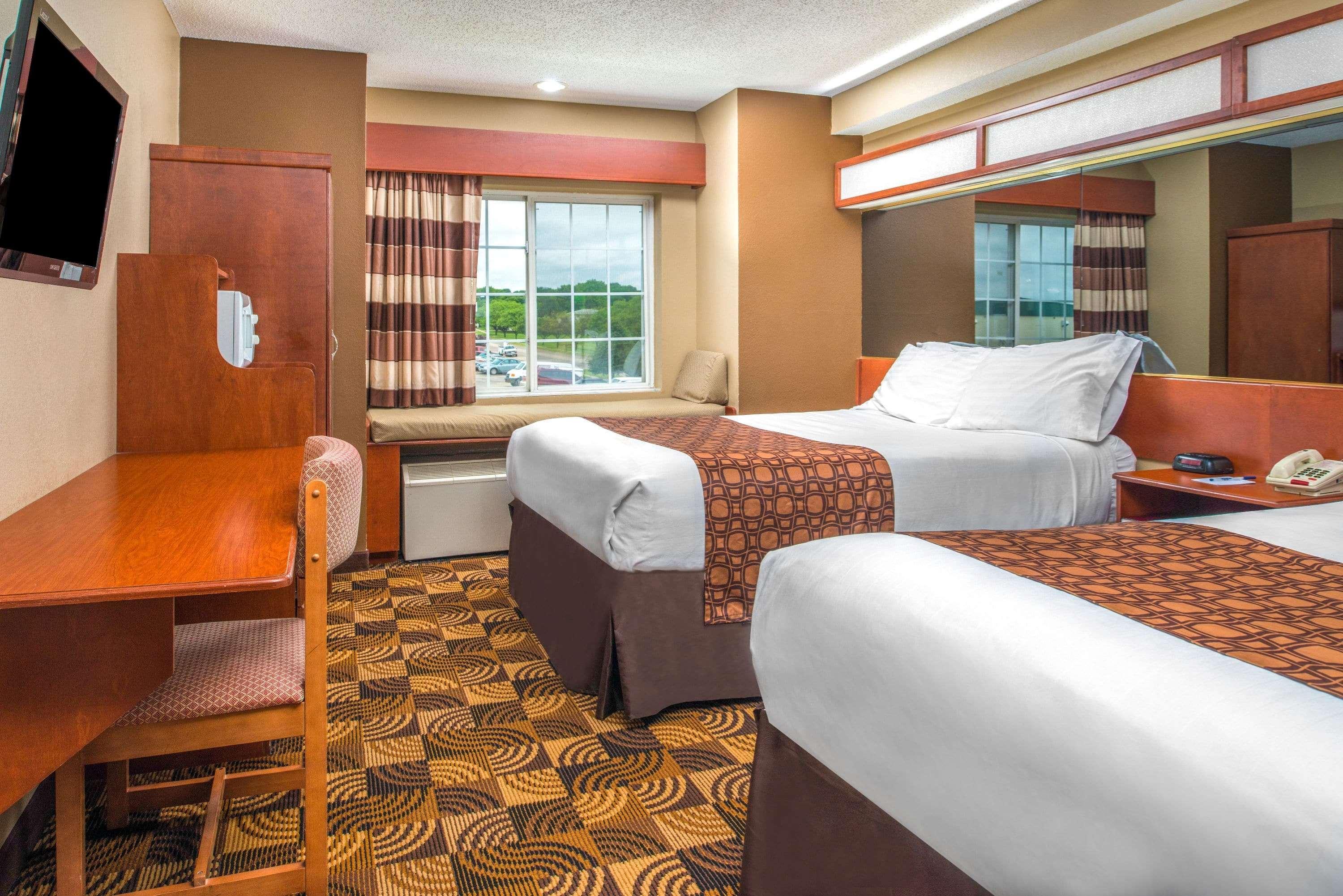Microtel Inn & Suites Lincoln Exterior foto